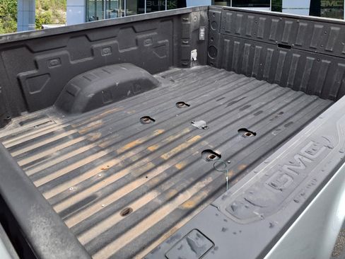 Used 2024 GMC Sierra 3500 Denali AWD/4WD image 22