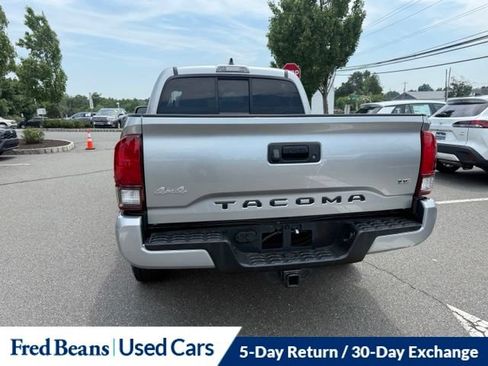 Certified 2022 Toyota Tacoma SR AWD/4WD image 9