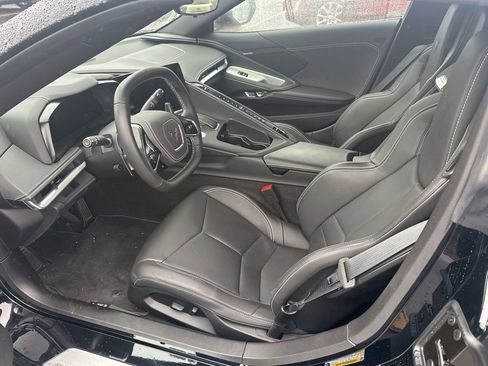 Used 2025 Chevrolet Corvette Stingray Coupe image 7