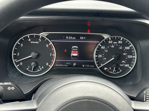 Used 2024 Nissan Rogue S AWD/4WD image 23