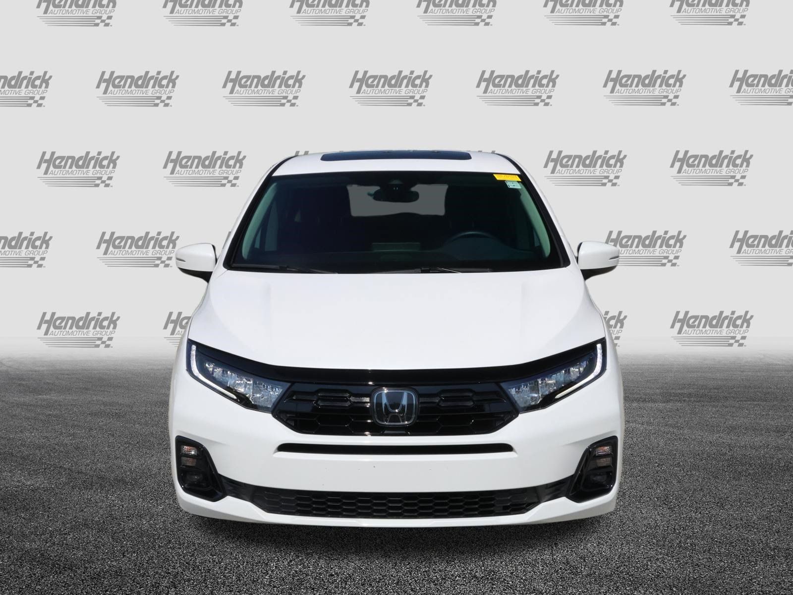 Used 2025 Honda Odyssey Elite image 3