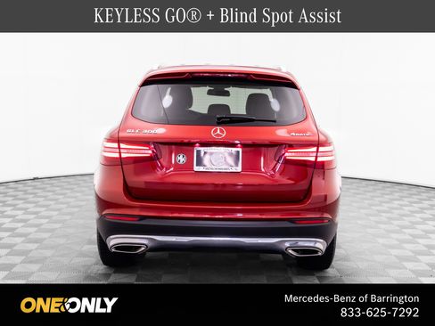 Used 2017 Mercedes-Benz GLC 300 4MATIC image 4