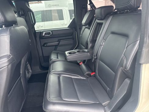 Used 2025 Ford Bronco Outer Banks image 21