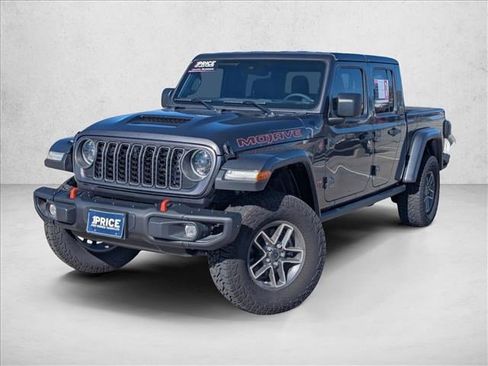 Used 2025 Jeep Gladiator Mojave image 1