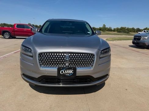 Used 2023 Lincoln Nautilus Reserve FWD image 3
