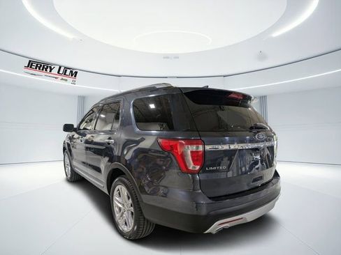 Used 2017 Ford Explorer Limited image 5