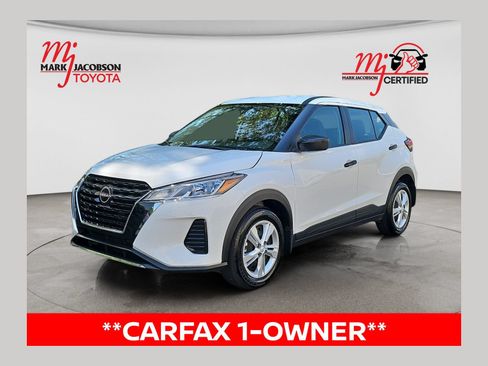 Used 2025 Nissan Kicks Play S FWD image 1