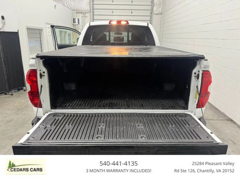 Used 2015 Toyota Tundra Limited w/ Limited Premium Package image 30