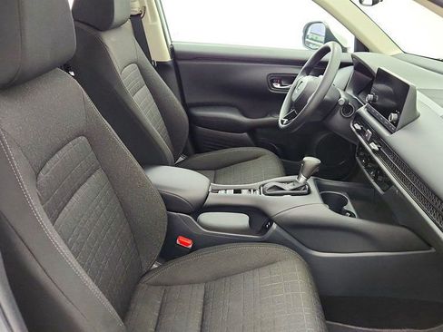 Used 2025 Honda HR-V LX image 23