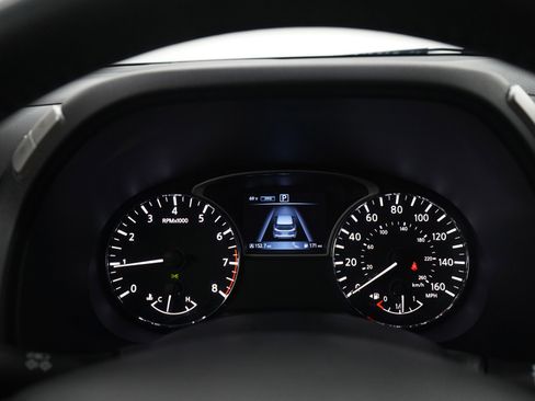 Used 2017 Nissan Pathfinder SL w/ SL Premium Package AWD/4WD image 29