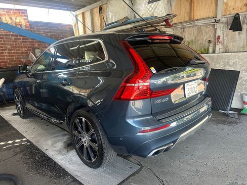 Used 2019 Volvo XC60 T6 Inscription w/ Protection Package Premier AWD/4WD image 11