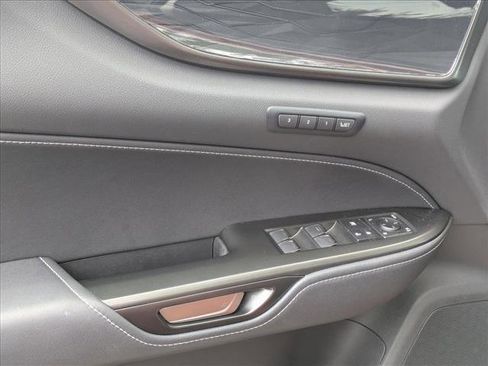 Used 2023 Lexus NX 350 AWD image 2