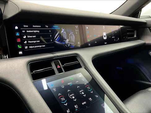 Used 2023 Porsche Taycan RWD image 33