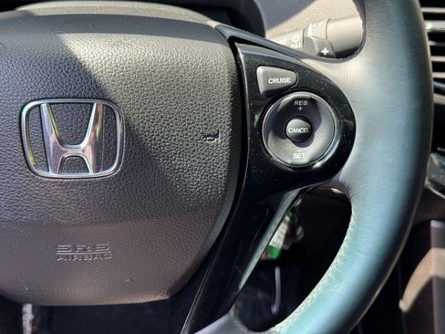 Used 2017 Honda Accord Sport image 20