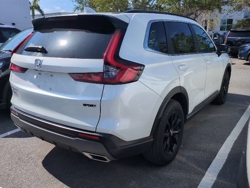 Used 2024 Honda CR-V Sport image 2