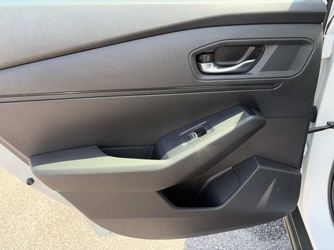 Used 2023 Honda Accord Sport image 10