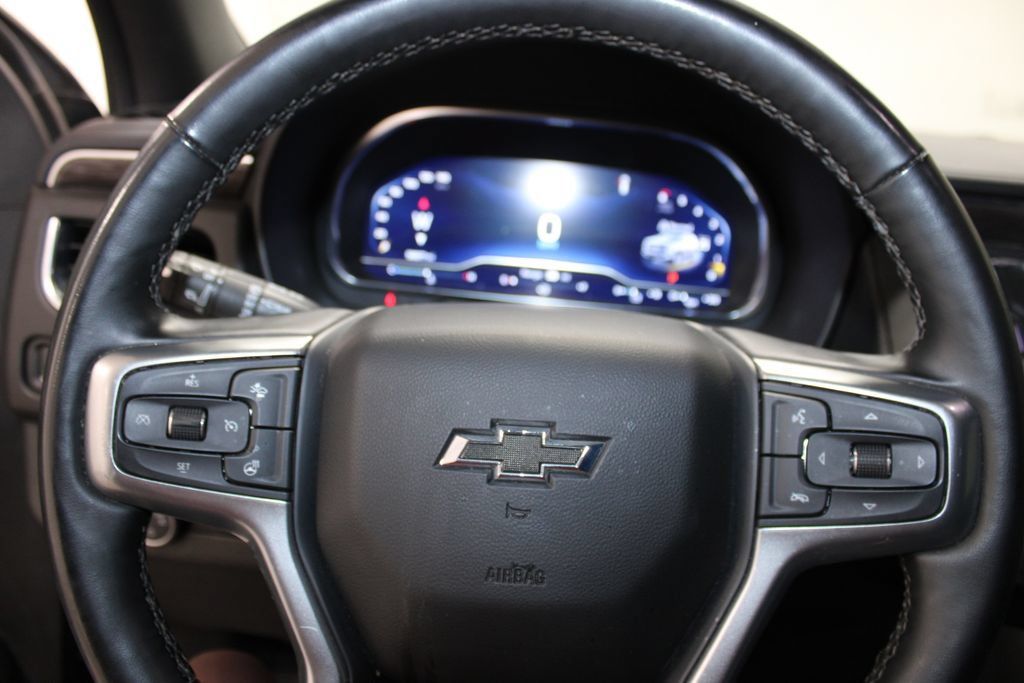 Used 2024 Chevrolet Tahoe Z71 w/ Luxury Package AWD/4WD image 29