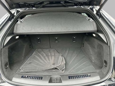 Certified 2022 Cadillac XT4 Sport w/ Enhanced Visibility Package image 17