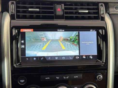 Used 2020 Land Rover Discovery HSE image 27