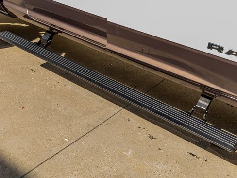 Used 2024 RAM 2500 Limited w/ Safety Group image 13