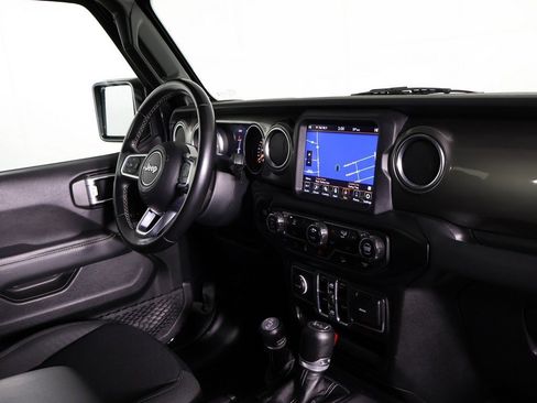 Used 2020 Jeep Wrangler Unlimited Sahara w/ Uconnect 4C Nav & Sound Group image 21