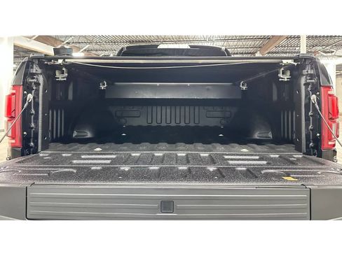 Used 2018 Ford F150 Raptor w/ Equipment Group 802A Luxury AWD/4WD image 16
