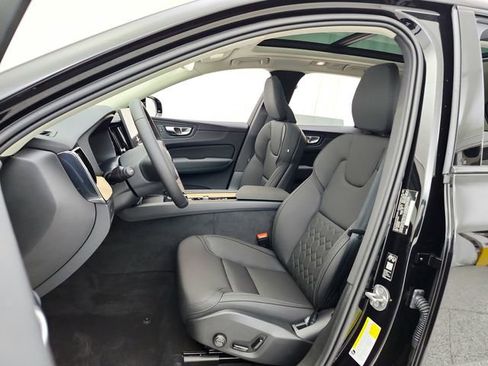 New 2026 Volvo XC60 B5 Plus w/ Climate Package image 21