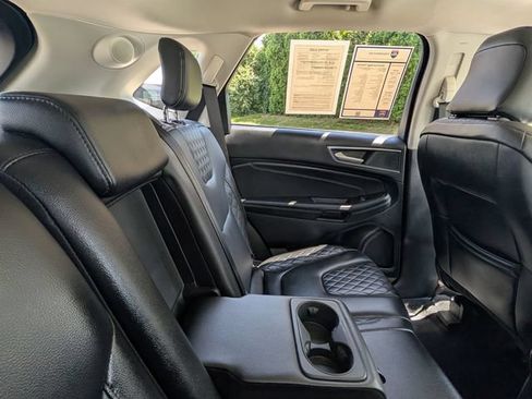 Used 2024 Ford Edge Titanium AWD/4WD image 32