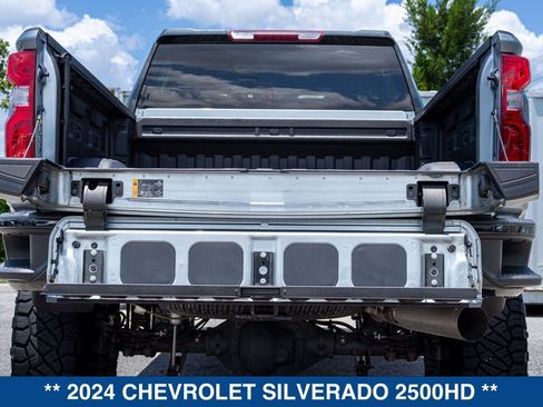 Used 2024 Chevrolet Silverado 2500 Custom w/ Custom Value Package AWD/4WD image 27