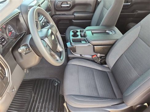 Used 2023 Chevrolet Silverado 1500 Custom image 18