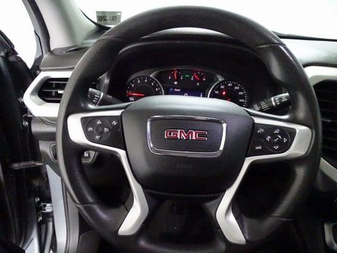 Used 2021 GMC Acadia SLE w/ Driver Convenience Package image 6