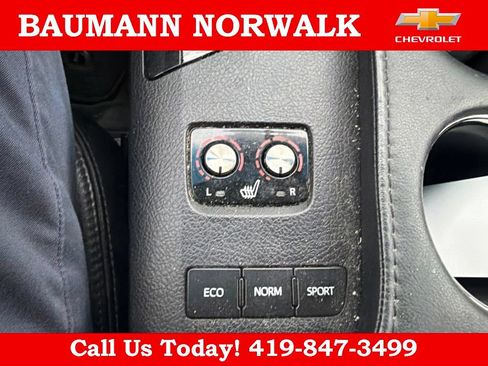 Used 2013 Toyota Avalon XLE Touring FWD image 20