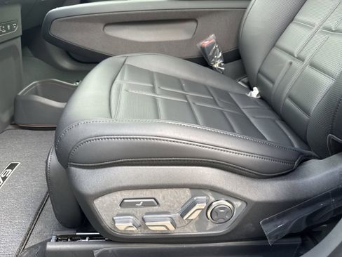 New 2026 Kia EV9 Land w/ Nightfall Edition Package image 19