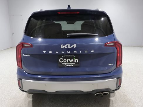Used 2025 Kia Telluride S AWD/4WD image 3