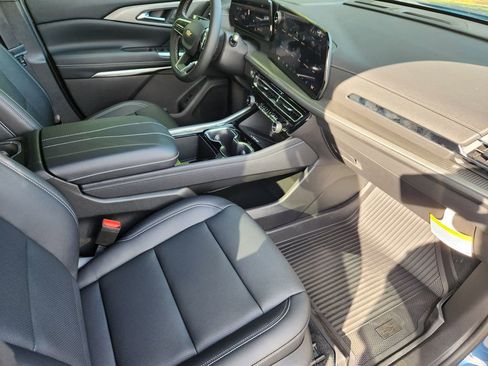 New 2026 Chevrolet Traverse LT w/ Driver Confidence Package image 7