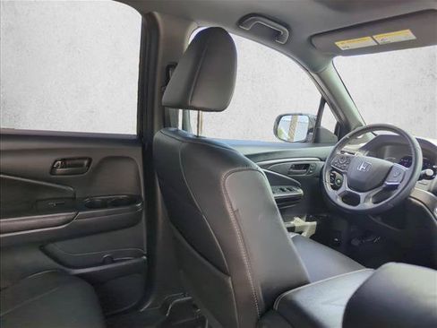 Used 2024 Honda Passport EX-L image 23