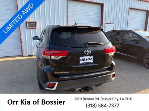 Used 2019 Toyota Highlander Limited w/ Protection Package #3 AWD/4WD image 6
