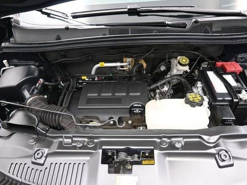 Used 2021 Buick Encore Preferred w/ Safety Package II AWD/4WD image 27