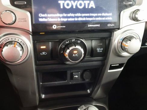 Used 2021 Toyota 4Runner SR5 Premium image 19