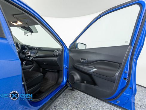 Used 2022 Nissan Kicks SV image 35