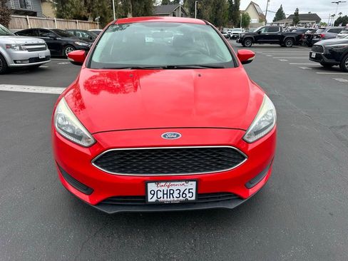Used 2016 Ford Focus SE image 6