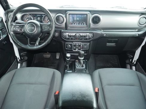 Used 2023 Jeep Gladiator Sport AWD/4WD image 6
