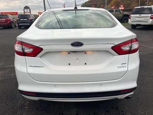 Used 2015 Ford Fusion SE w/ Equipment Group 202A image 5