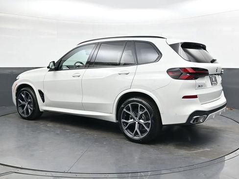 Used 2026 BMW X5 xDrive40i w/ M Sport Package AWD/4WD image 7