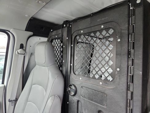 Used 2014 Ford E-250 and Econoline 250 E 250 3dr Cargo Van image 8