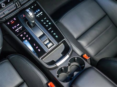 Certified 2025 Porsche Macan S AWD/4WD image 23