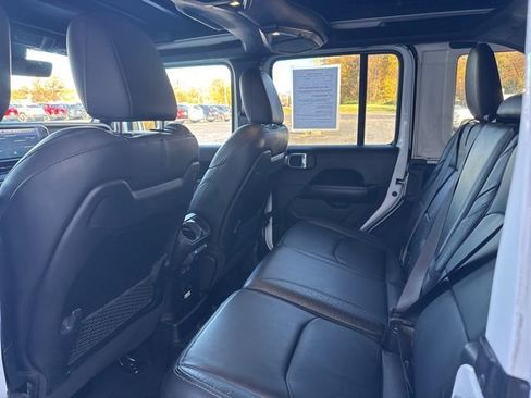 Used 2024 Jeep Wrangler High Altitude image 15