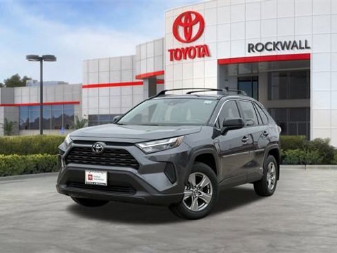Certified 2025 Toyota RAV4 LE image 1