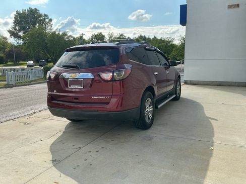 Used 2015 Chevrolet Traverse LT FWD image 8