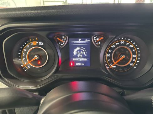 Used 2024 Jeep Wrangler Sport S image 36